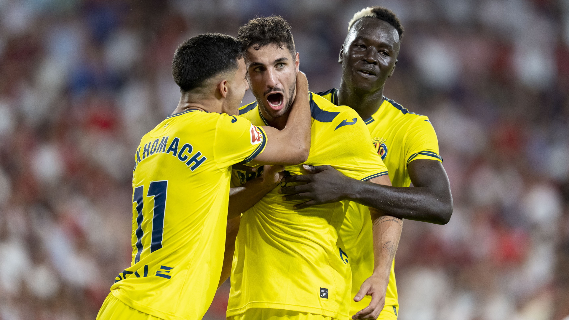 Jugadores del Villarreal CF celebrando un gol